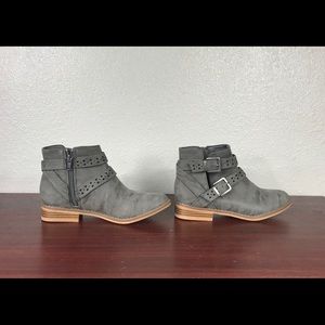 Rocket Dog - grey booties like new